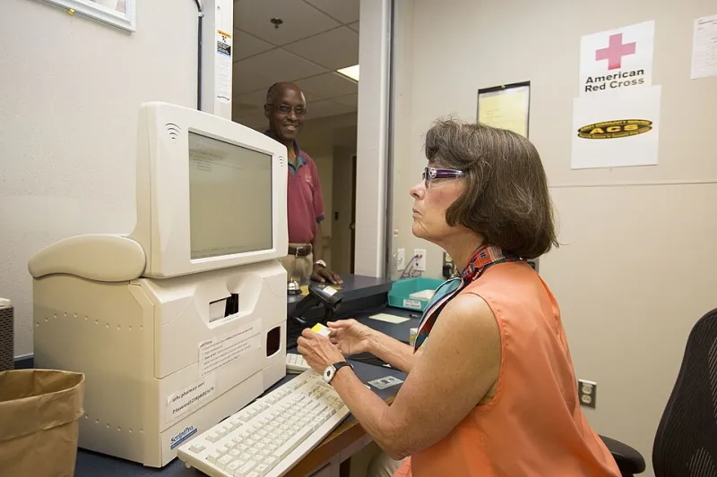 Same Pill, Different Price: Navigating America's Prescription Discount Maze